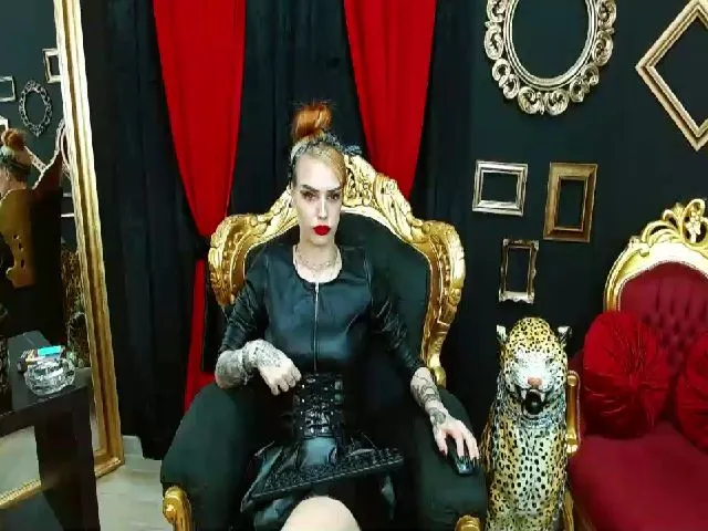 Live sex webcam photo for Mistress_Hera #263256190