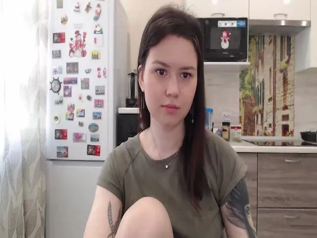 Live sex webcam photo for WonderXGirlXX #262581568