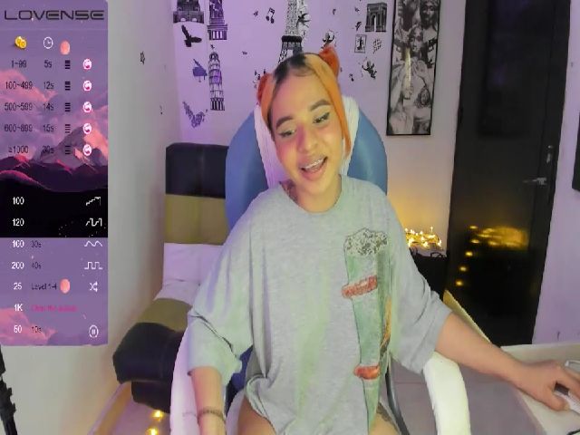 Live sex webcam photo for Valentina_5_ #257167993