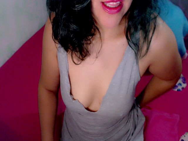 Live sex webcam photo for Azuhky #259787073