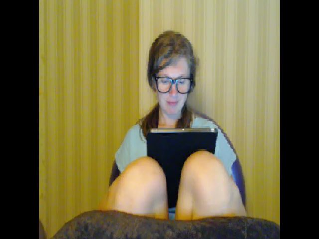 Live sex webcam photo for A_Girlie #253363786