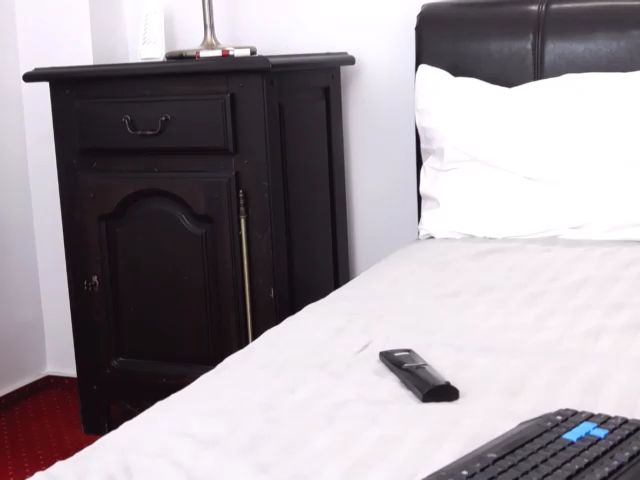 Live sex webcam photo for InnaHottyX #264224564