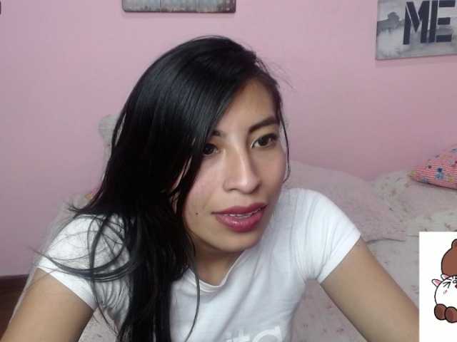 Live sex webcam photo for Megan-simmons #252591172