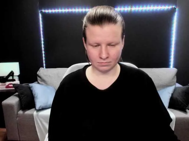 Live sex webcam photo for CoconutLegs #241257078