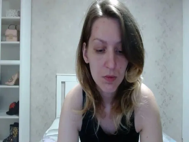 Live sex webcam photo for GlamyWife #261681722