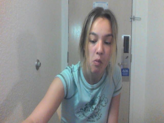 Live sex webcam photo for Qxeen_jasmin #260397153