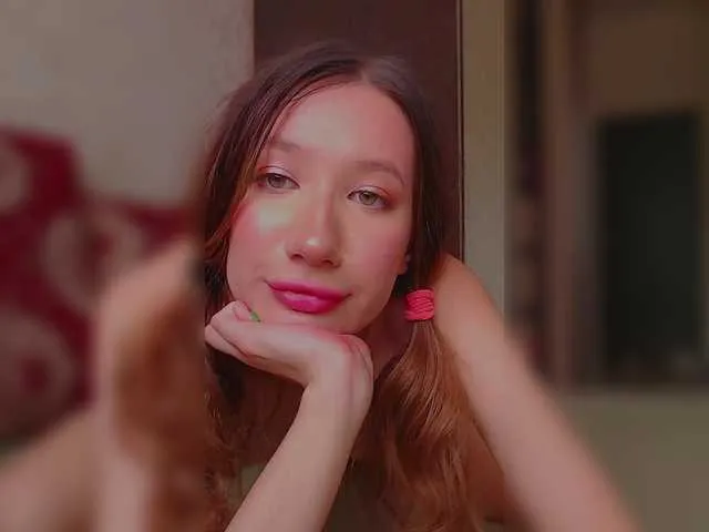 Live sex webcam photo for SweetCandy699 #245473928