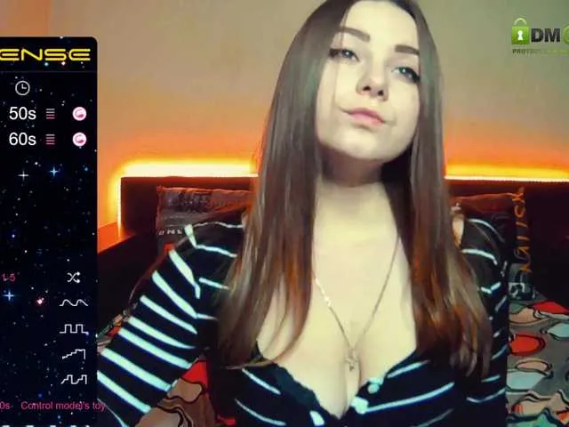Live sex webcam photo for ORNELLAMUTTY #241022684