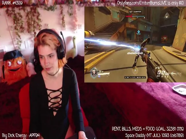Live sex webcam photo for EmberBurns #254675945