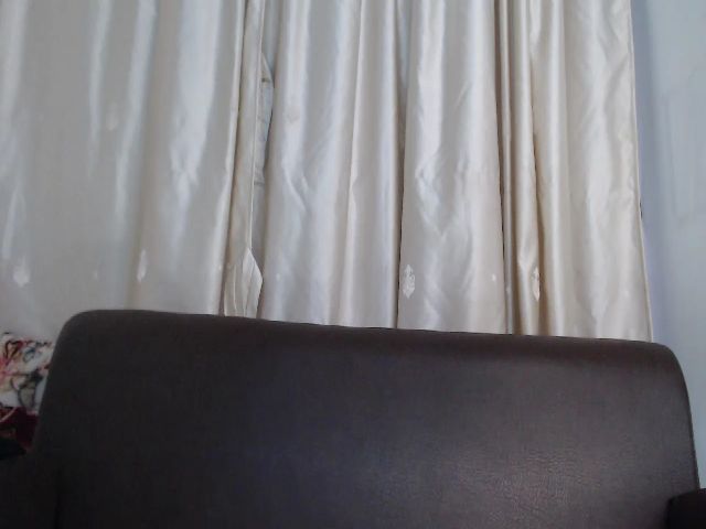 Live sex webcam photo for LiliJade #253065593