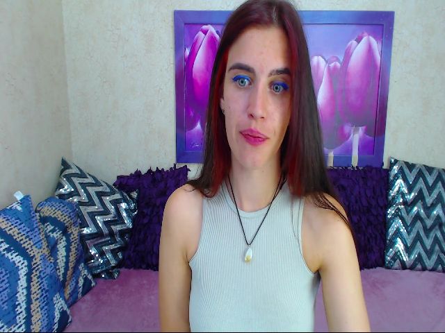 Live sex webcam photo for BlueAbelle #259083618