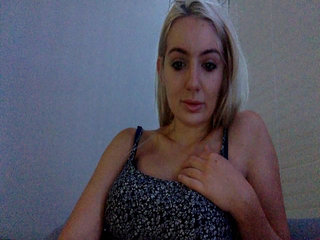 Live sex webcam photo for Sammy_gray #252714059