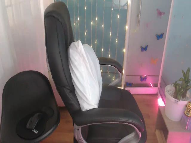 Live sex webcam photo for Anahi_moore #259475518