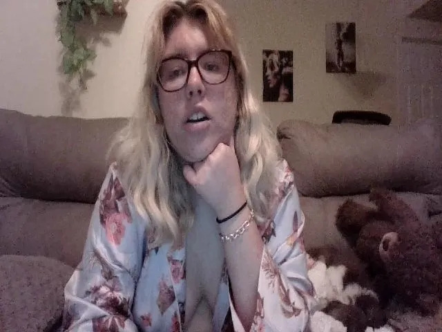 Live sex webcam photo for cozychristine #258441633