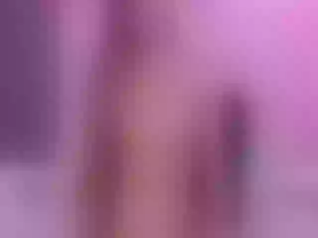 Live sex webcam photo for Sharlotte_e #265282920
