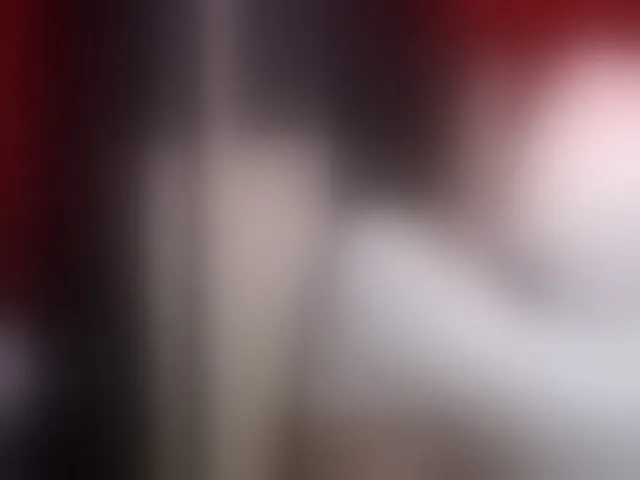 Live sex webcam photo for MeganJobs20 #258245750