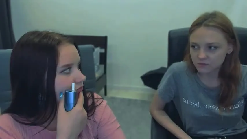 Live sex webcam photo for ella_di