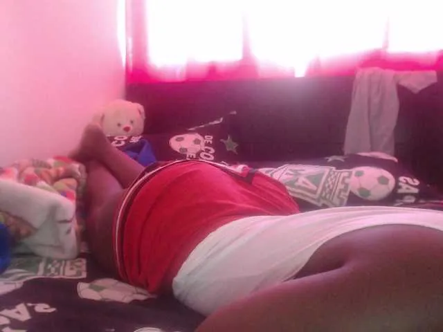 Live sex webcam photo for Daizy-cooper #265671270