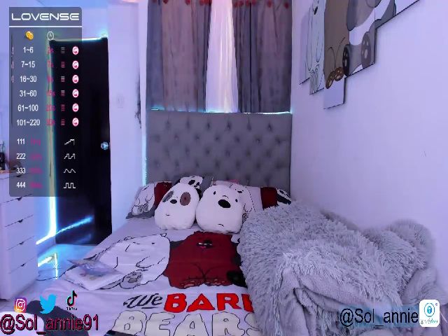 Live sex webcam photo for Anggi_ #265674299