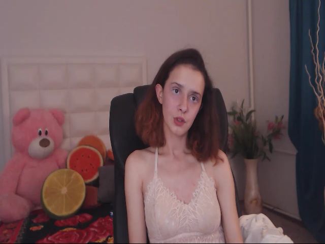 Live sex webcam photo for IrisNichols #265782199