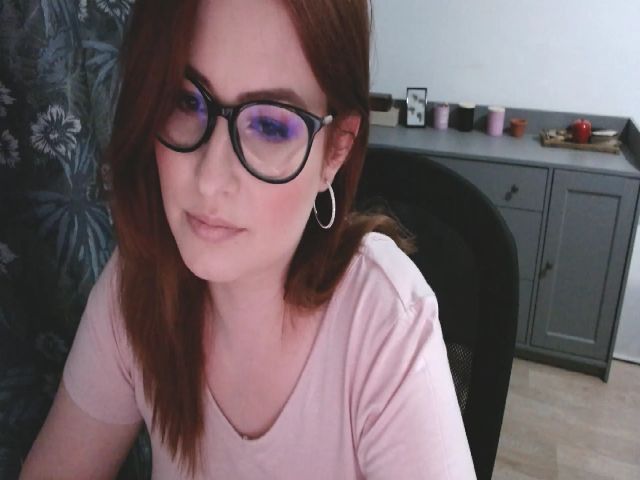 Live sex webcam photo for EvaStar19 #265743662