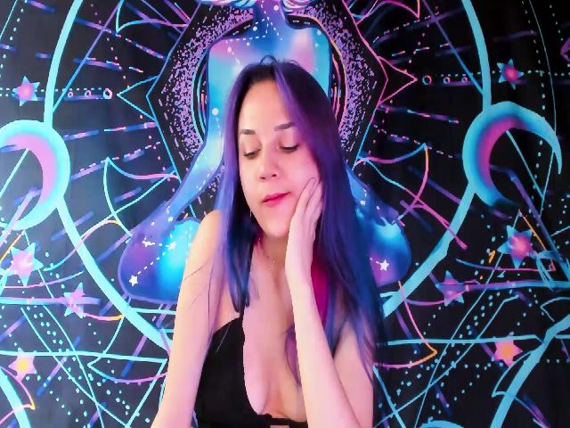Live sex webcam photo for PurpleJuno #265784771