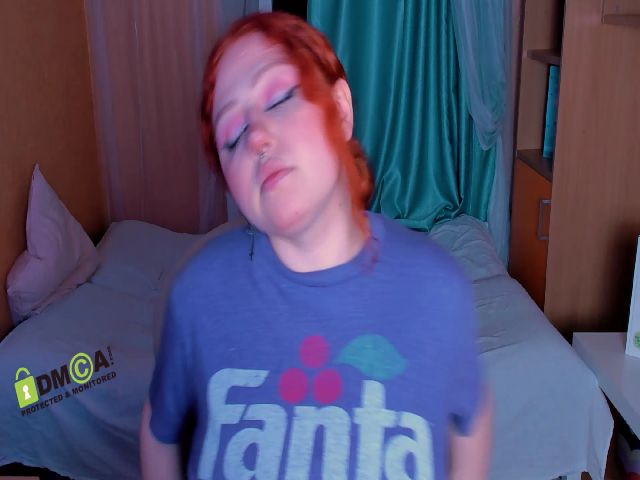 Live sex webcam photo for BitchofSun #265735488