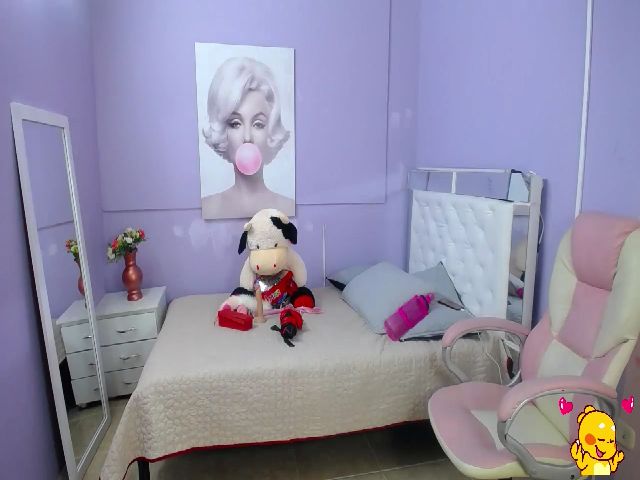 Live sex webcam photo for Martina_ferer #265698420