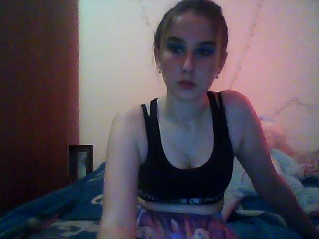 Live sex webcam photo for ModestBlonde #265675707