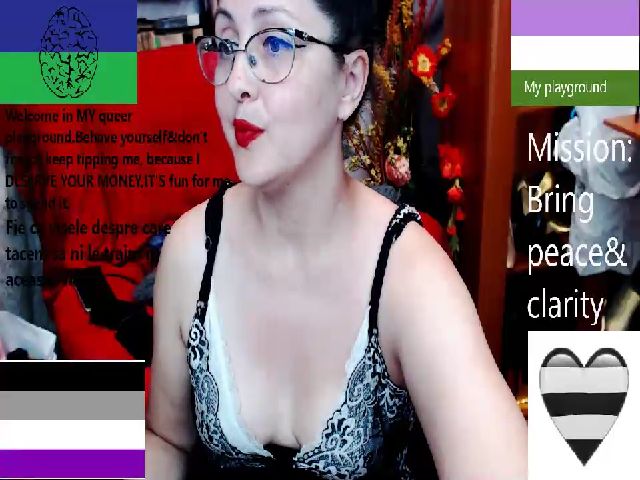 Live sex webcam photo for ImperatrizaS #265760492