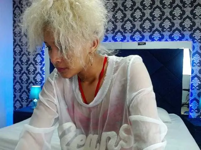 Live sex webcam photo for SHANI-GILL #265669882
