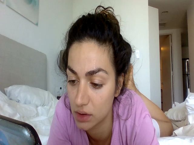 Live sex webcam photo for Diva_Roselena #265638012