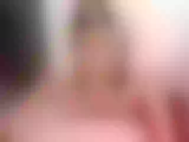 Live sex webcam photo for AnnieMiller- #266119089