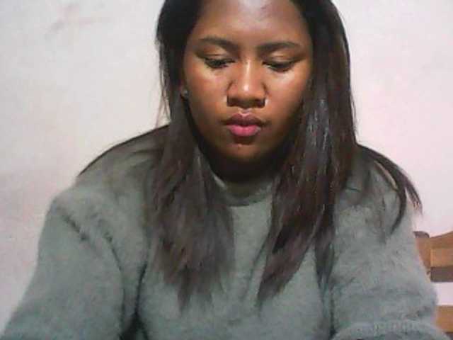 Live sex webcam photo for mybigass15 #266122353