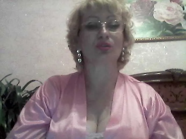 Live sex webcam photo for Ur-Mami #266120065