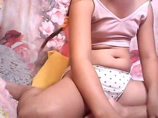 Live sex webcam photo for rojane18 #265909134