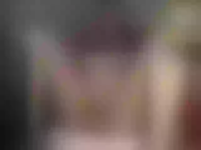Live sex webcam photo for svetik83 #265907967