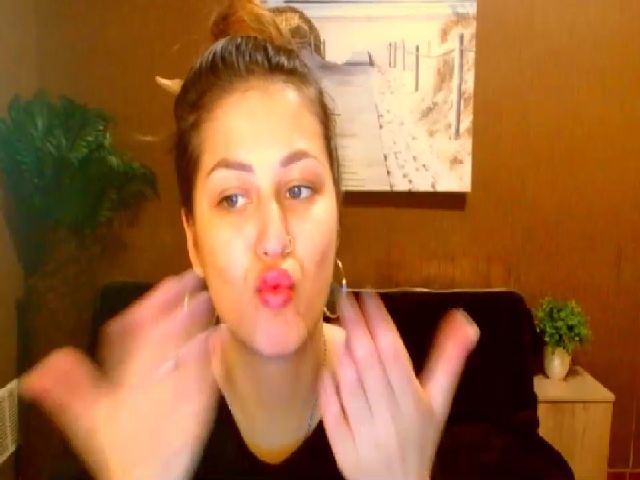 Live sex webcam photo for MsDream_ #265988215