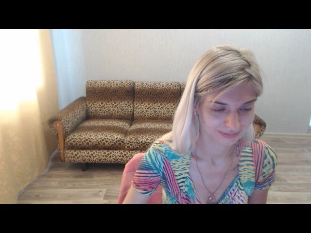 Live sex webcam photo for SexyBeatriice #265904726