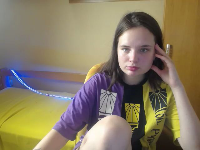 Live sex webcam photo for MariettaFlem #265793203