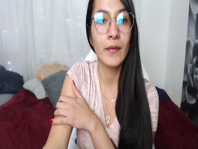 Live sex webcam photo for Pia_Smith_ #266182723