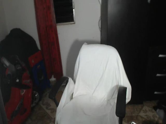 Live sex webcam photo for adrianamilf #265885255