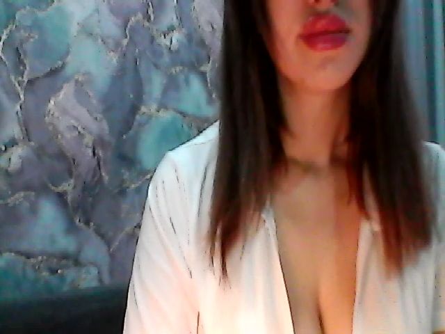 Live sex webcam photo for EmiliyaFoxy #265875876