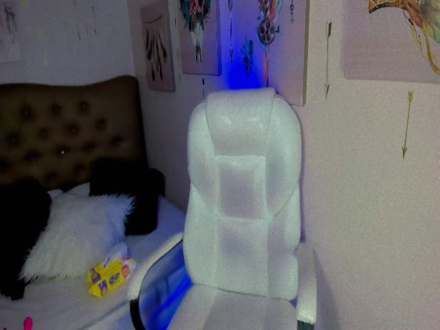 Live sex webcam photo for valentina_lo #266061948