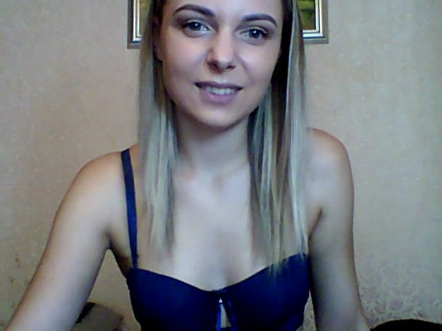 Live sex webcam photo for BreeAngel #265959408