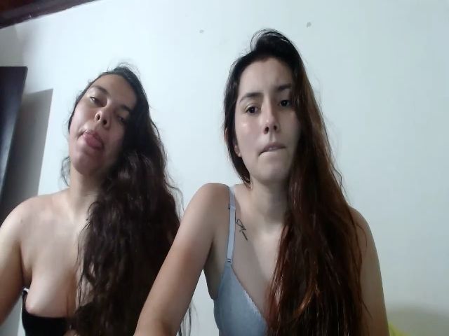 Live sex webcam photo for Girlhot29 #265889070