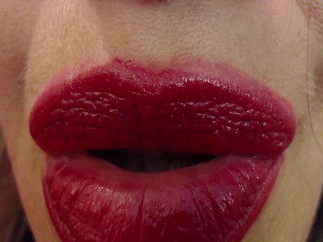 Live sex webcam photo for SarahTaylor_ #266071607