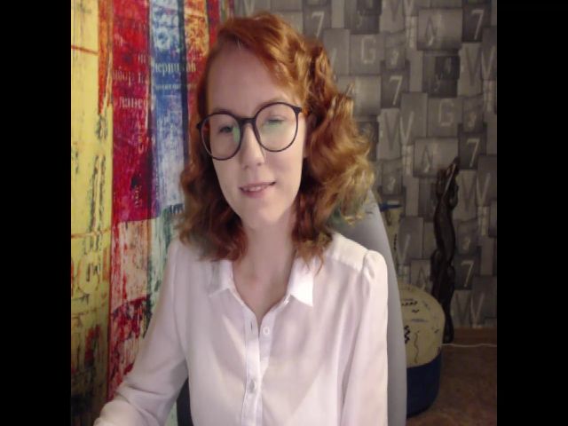 Live sex webcam photo for NikiFoks18 #265831180