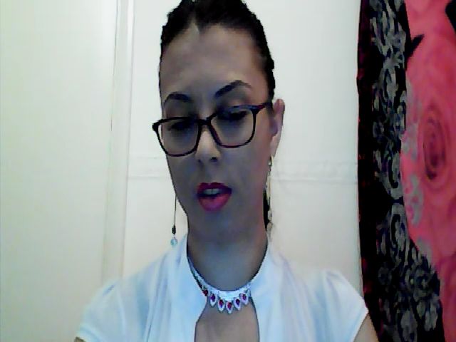 Live sex webcam photo for AmbraJones #266194438