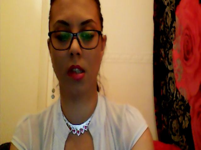 Live sex webcam photo for AmbraJones #266210843